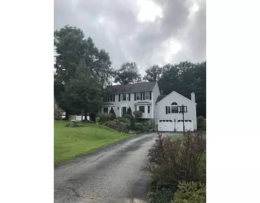 Sturbridge, MA 01566,5 Mildred Cir