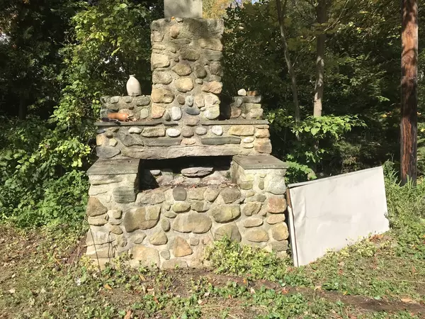 Palmer, MA 01069,1018 High St