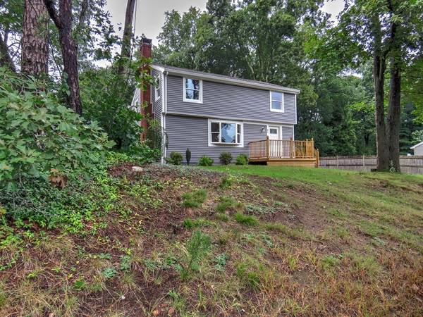 86 Larson Road, Stoughton, MA 02072