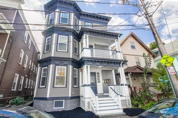 227 Centre St #1, Boston, MA 02124