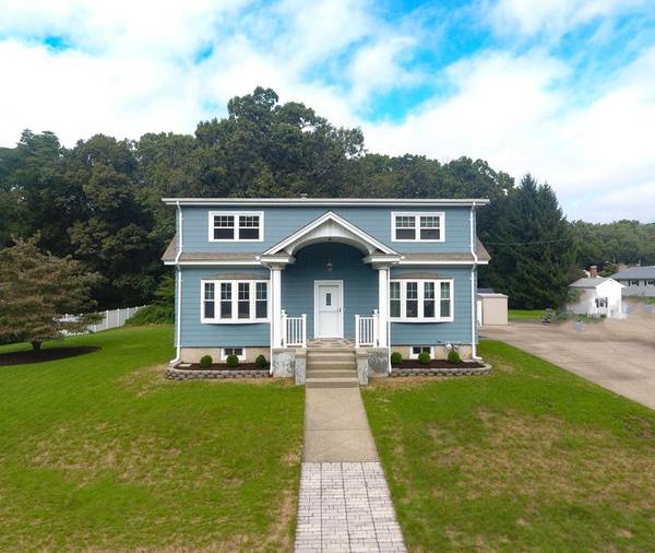 147 Roland Street, Cumberland, RI 02864