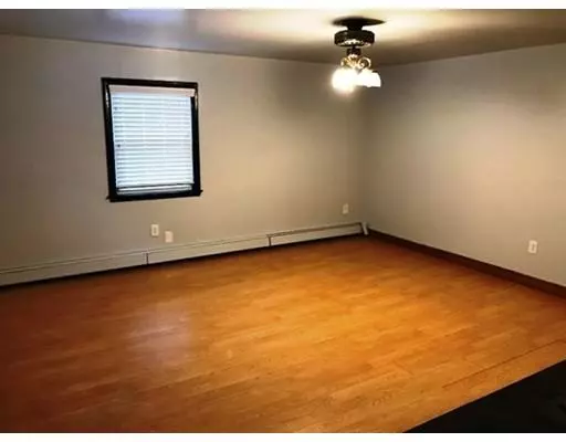 Peabody, MA 01960,60 Warren Street Ext