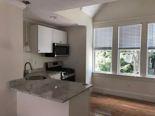 Weymouth, MA 02189,218 Middle St #5