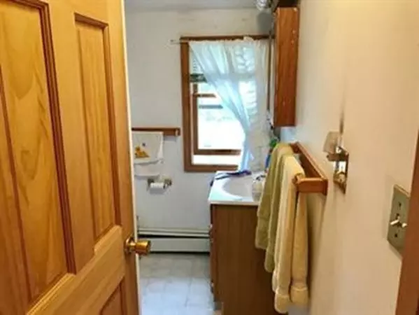 Peabody, MA 01960,10 Longview Way