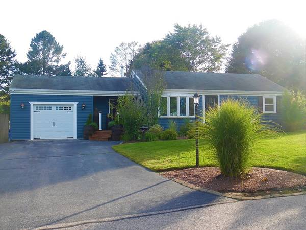 55 Winthrop Street, Seekonk, MA 02771