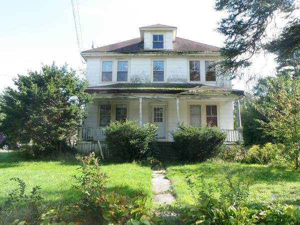 76 East Washington, Hanson, MA 02341