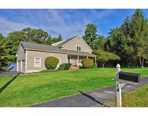 14 Mill Pond Circle, Milford, MA 01757