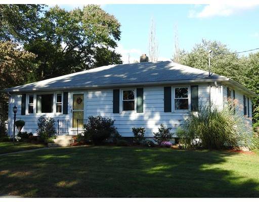 4 Pheasant Hill, Granby, MA 01033