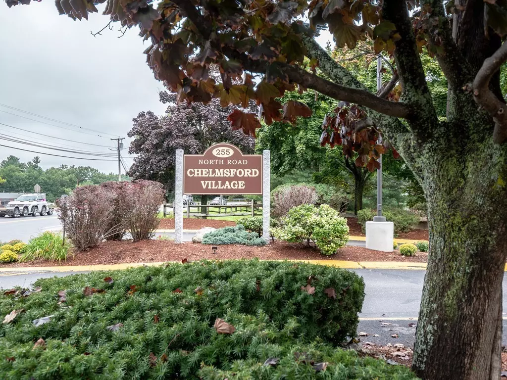 Chelmsford, MA 01824,255 North Rd #70