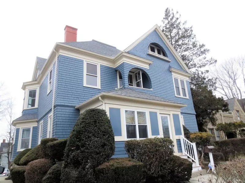 52 Underwood Street, Fall River, MA 02720