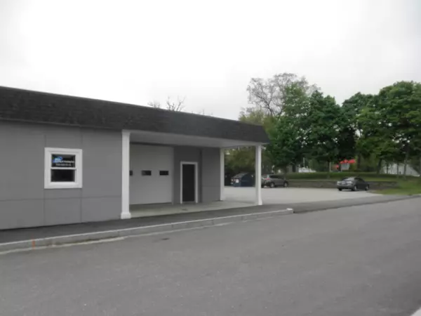 North Attleboro, MA 02760,6 East St