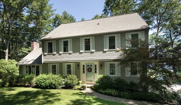 28 Apple Hill Lane, Duxbury, MA 02332