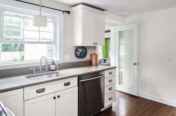 Weymouth, MA 02188,21 Aster Cir