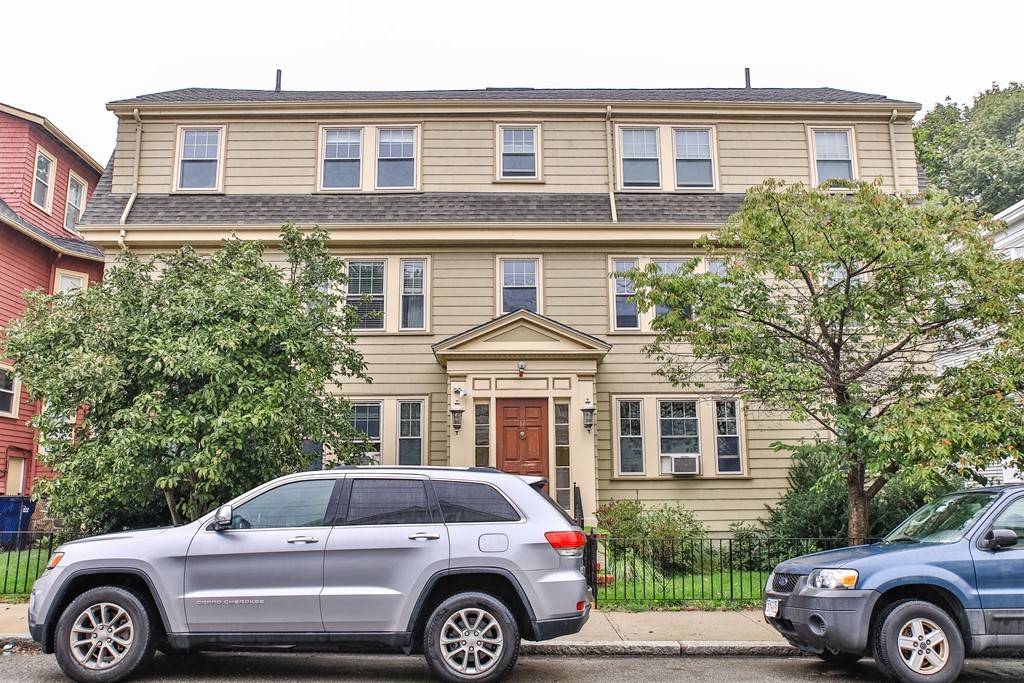 Boston, MA 02132,17 Hastings St #5