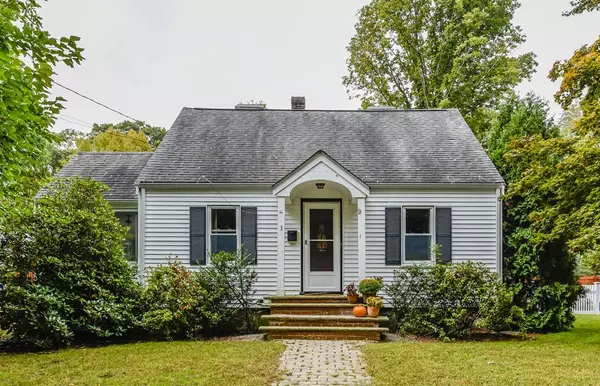 3 Donnell Rd, Walpole, MA 02032