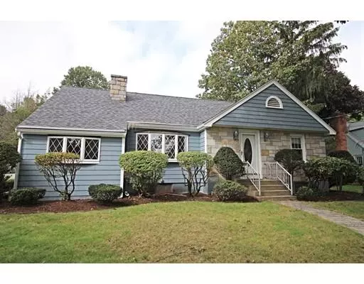 15 Fox Rd, Wakefield, MA 01880