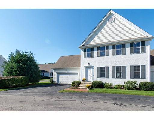 17 Turtle Brook Way, Medfield, MA 02052