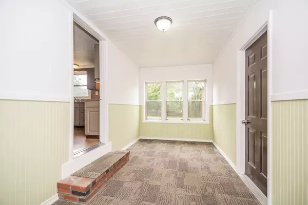 Middleboro, MA 02346,133 E Grove St