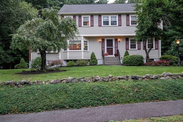 17 Cot Hill Rd, Bedford, MA 01730