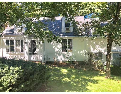 103 Walnut Street, Wellesley, MA 02481