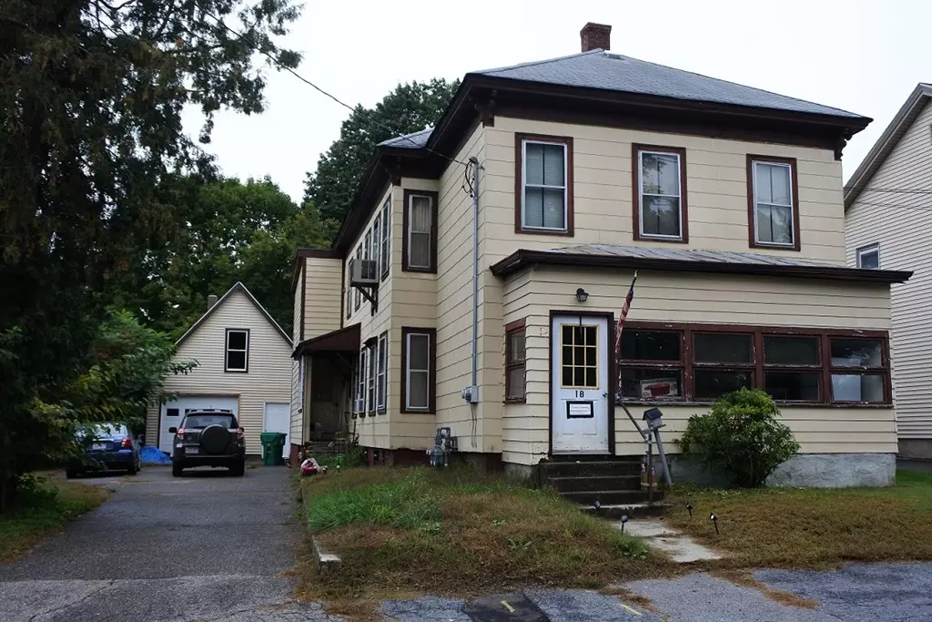 Clinton, MA 01510,18 Lewis St