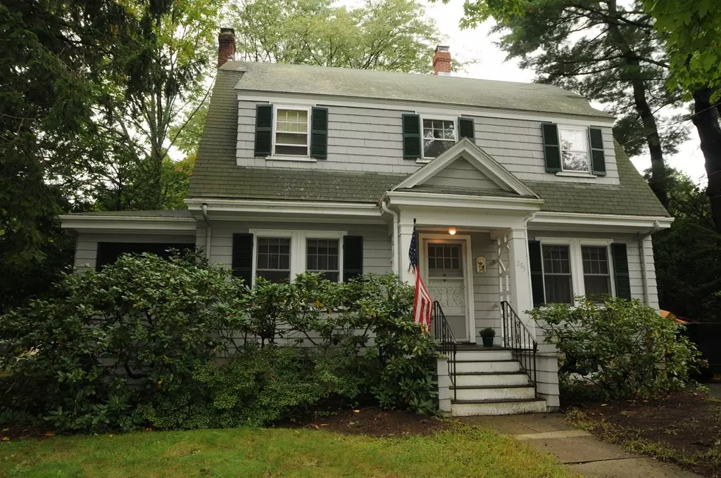 Needham, MA 02492,295 Manning St