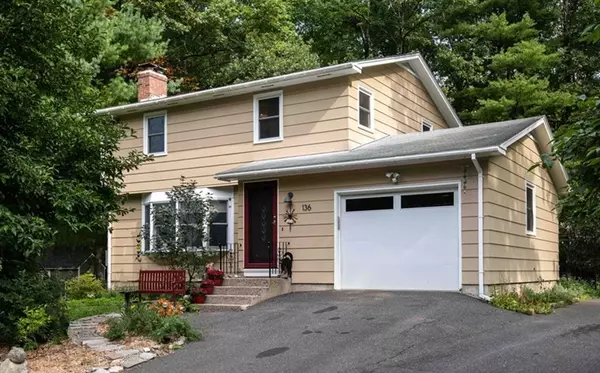 136 Acrebrook Drive, Northampton, MA 01060