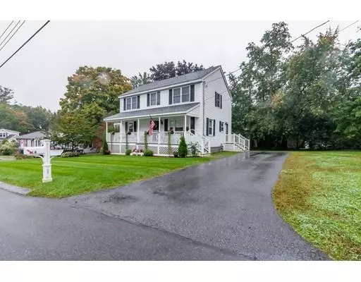 18 Sunset Rd, Dracut, MA 01826