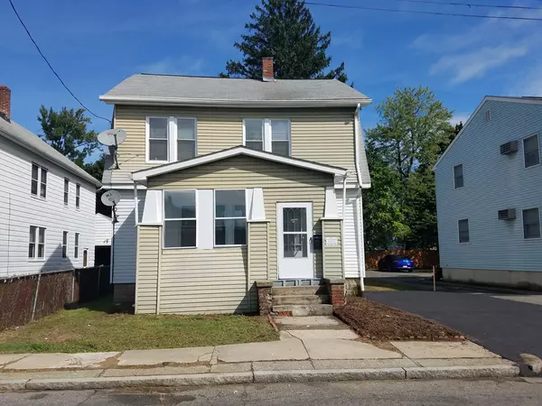 17 Dineen St, Springfield, MA 01104