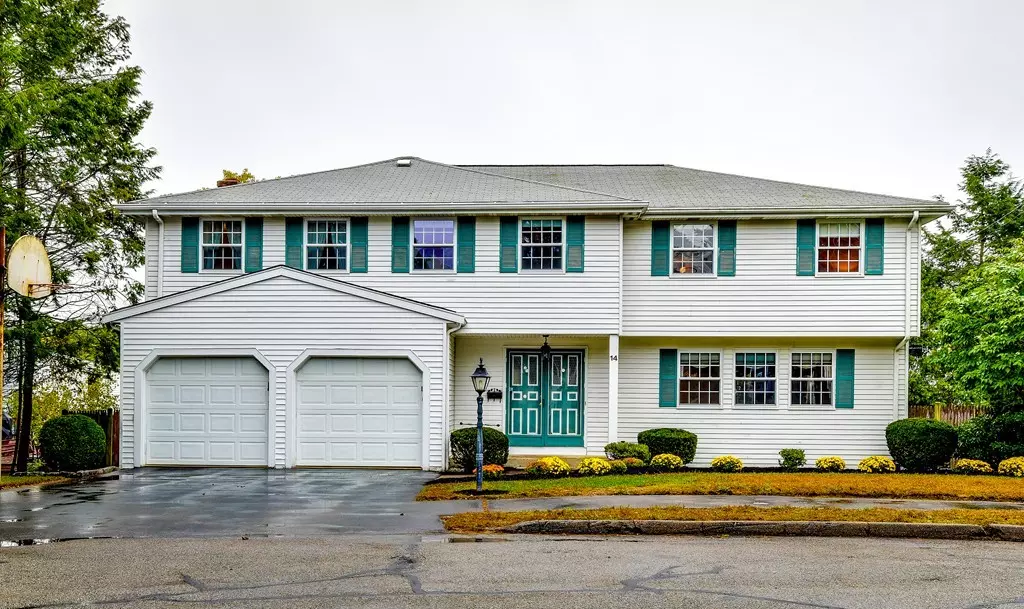 Needham, MA 02494,14 Pythias Cir