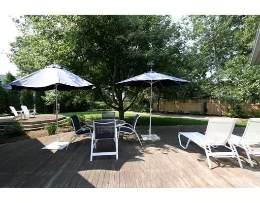 Brewster, MA 02631,191 Crocker Ln