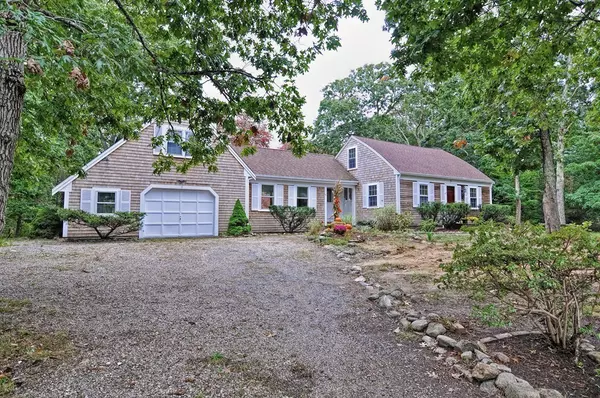 9 Kettle Pond Way, Orleans, MA 02653