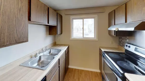 Clinton, MA 01510,518 High Street #518