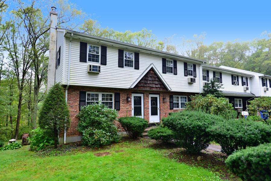 249 Forest Grove Ave #one, Wrentham, MA 02093