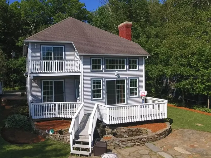 68 Bullough Rd, Sturbridge, MA 01566