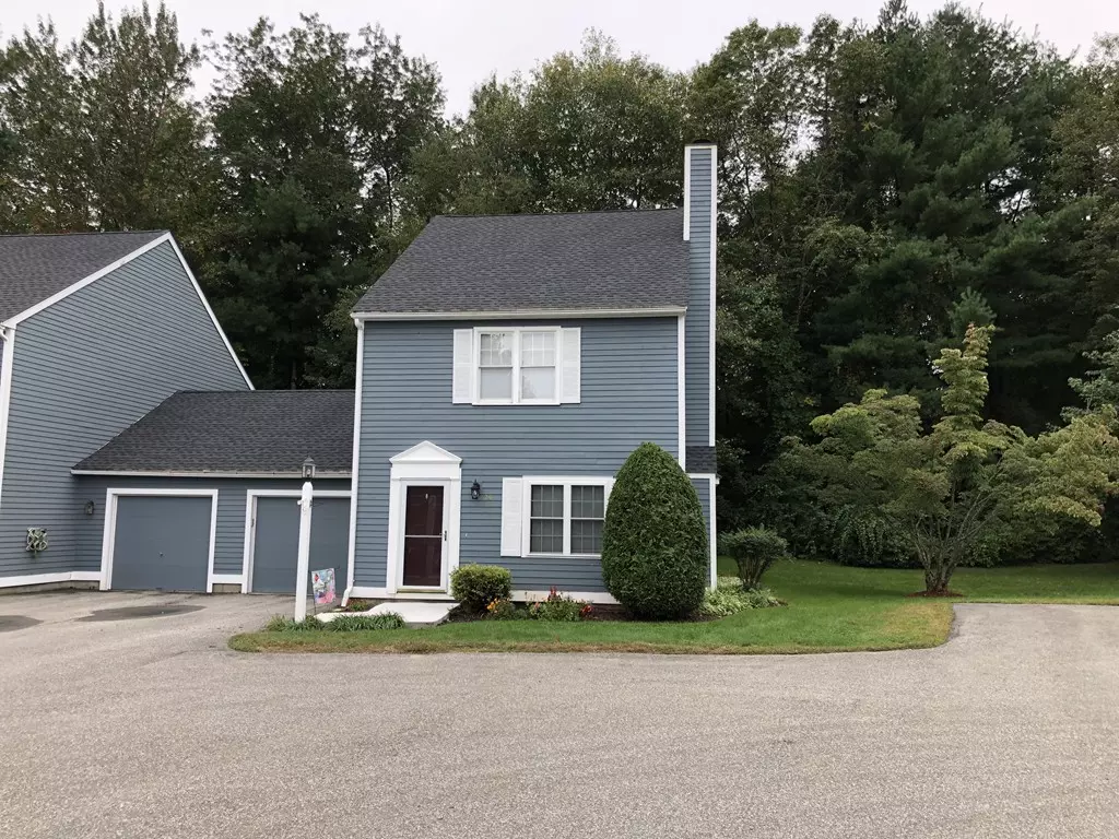 Amesbury, MA 01913,24 Whittier Meadows Dr #24