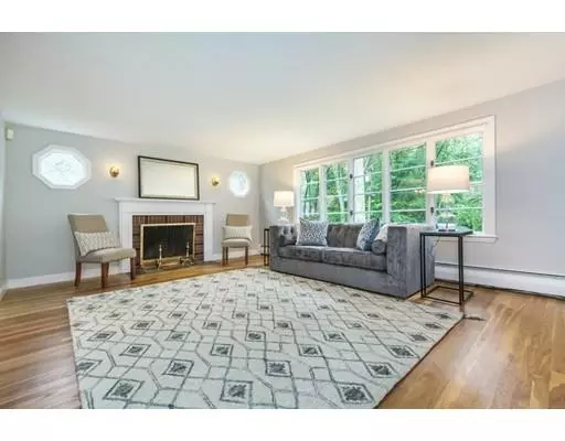 Acton, MA 01720,49 Alcott St