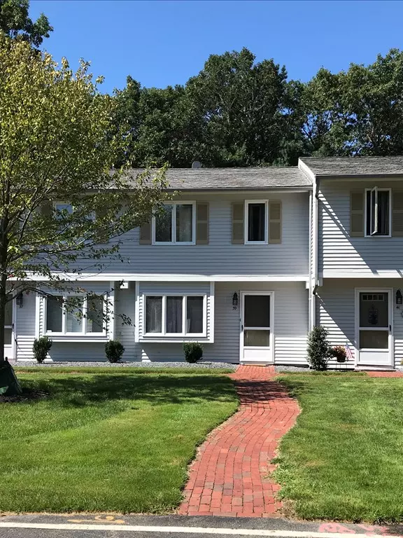 174 Lowell Rd #39, Mashpee, MA 02649