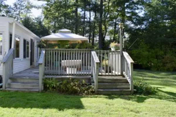 Lakeville, MA 02347,4 Pierce Ave.