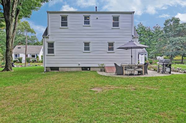 Wrentham, MA 02093,129 Hamilton Road