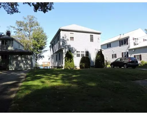 Webster, MA 01570,202 Killdeer Island Road