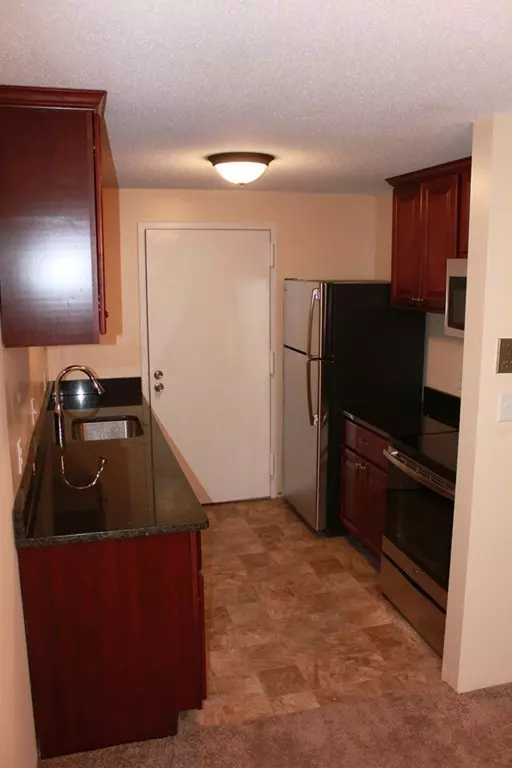 Natick, MA 01760,15 Village Hill Lane #9