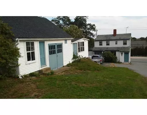 134 Eastern Ave, Gloucester, MA 01930