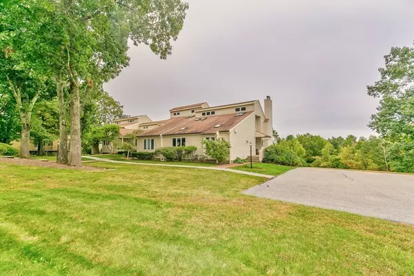 Westford, MA 01886,1 Monadnock Dr #1