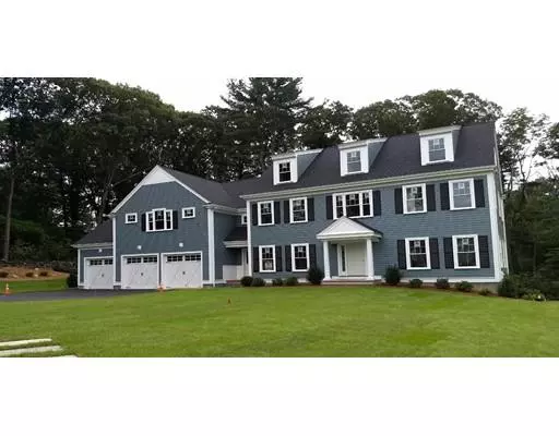 7 Willow Ln, Bedford, MA 01730