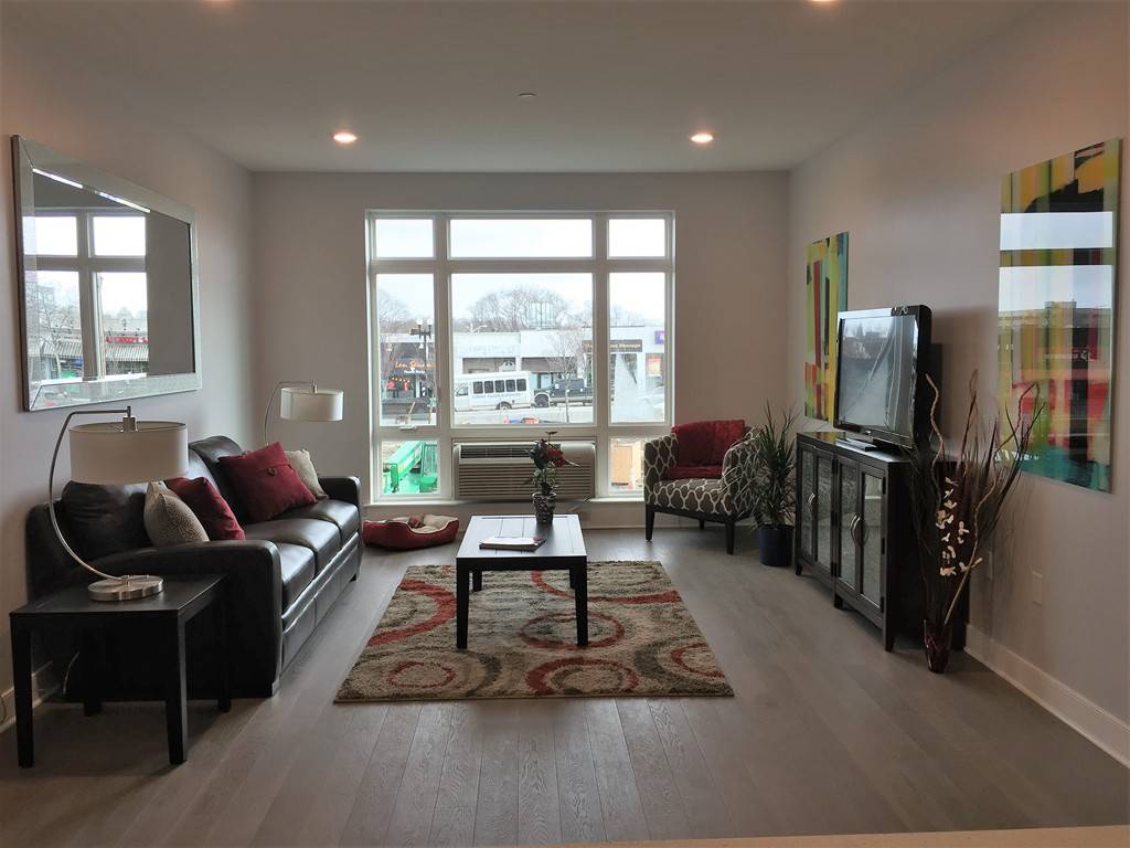 Quincy, MA 02169,2 Cliveden Street #202E
