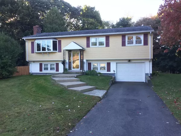 81 Harrison Ave, Peabody, MA 01960