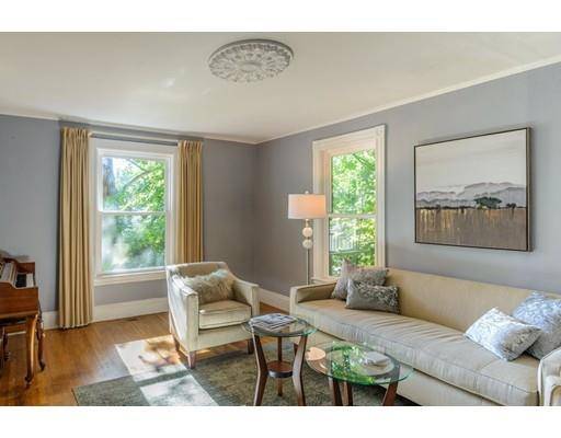 Wellesley, MA 02481,34 Seaward Rd