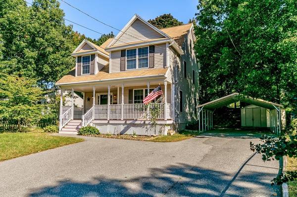 32 Hayes Ave, Lowell, MA 01854