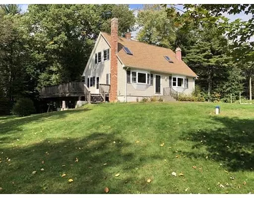 15 Jeffrey Cir, Southwick, MA 01077